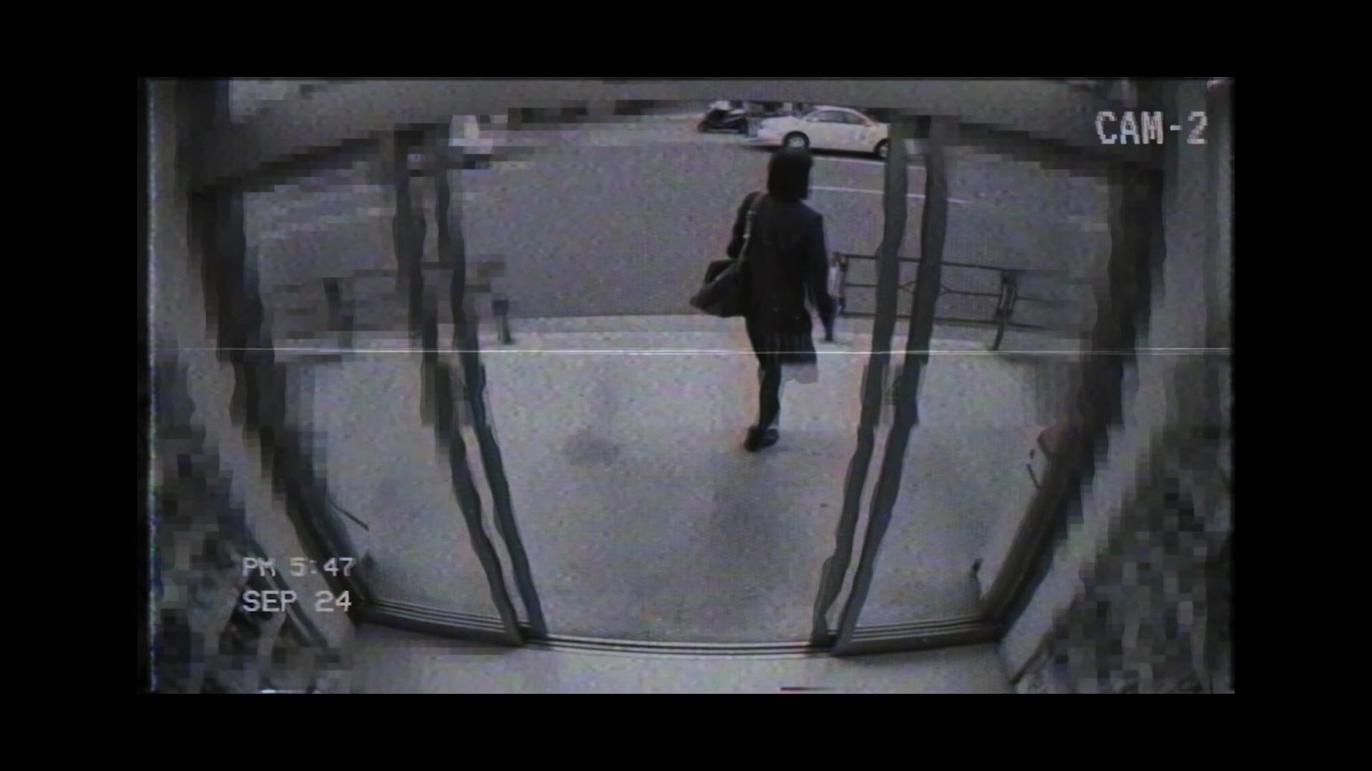 万引き女子校生のお仕置き謝罪動画 17 画像2